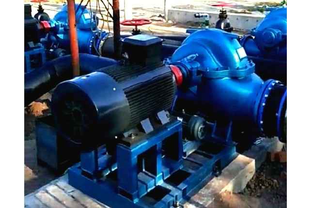 西安魏彬计算机软件有限公司3台500mm口径双吸泵沈阳康平卧龙湖正在安装